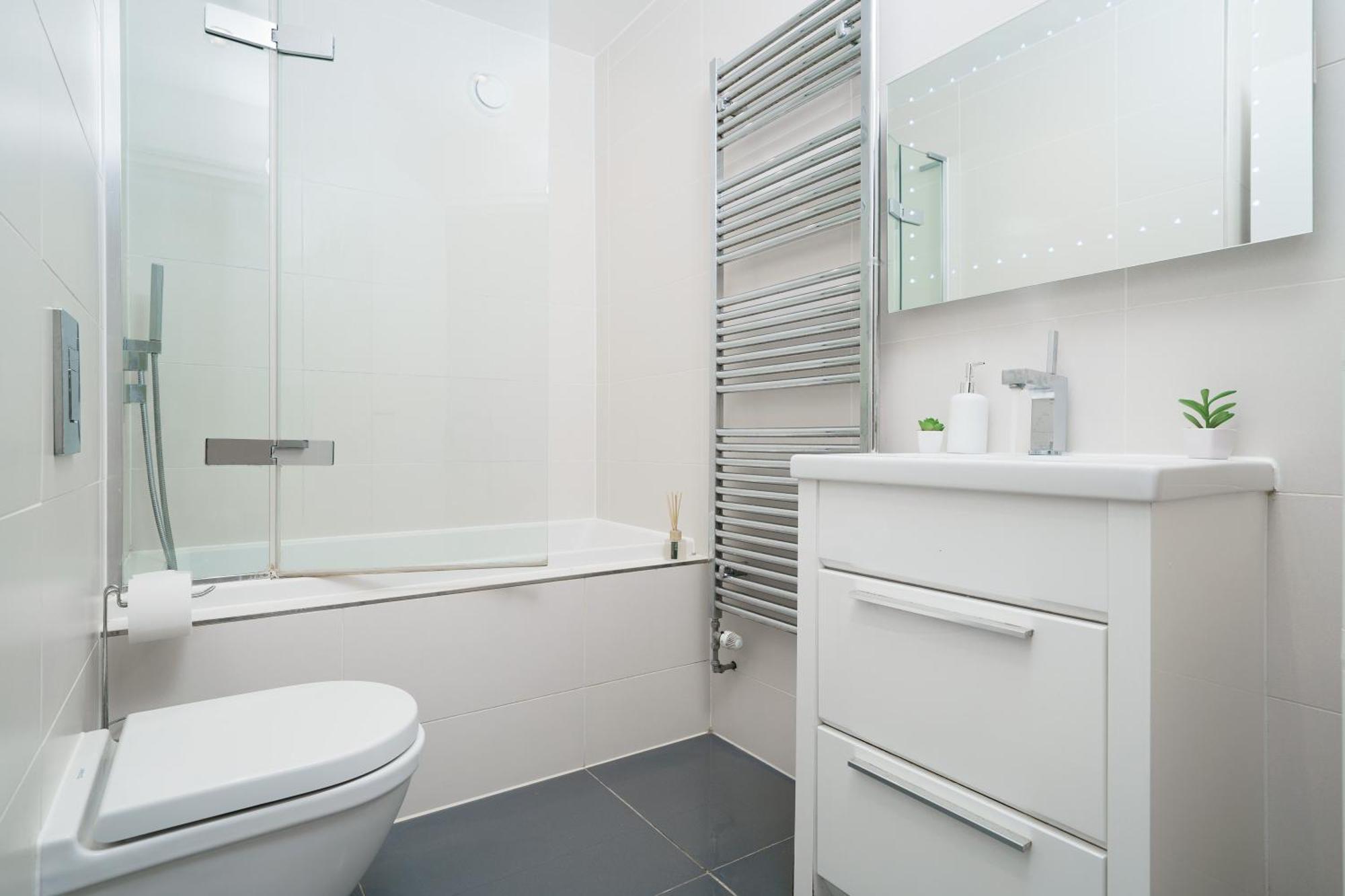 En-Suite Room In Zone 1 Londra Dış mekan fotoğraf